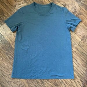 Men’s Lululemon Tshirt